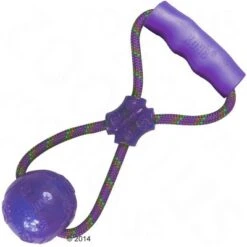 KONG Squeezz Ball Pelota Con Cuerda Para Perros -Mascota Tienda 60977 kong large squeezz ball with handle purple 2